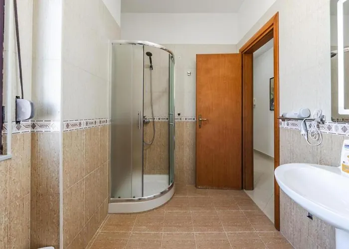 Apartment Billy S 4 Bdr By Ps